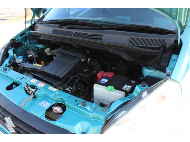 Suzuki SPLASH 2011-01 196185-3