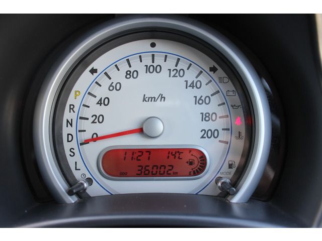 Suzuki SPLASH 2011-01 196185-12