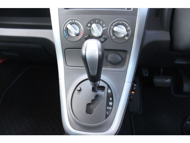Suzuki SPLASH 2011-01 196185-10