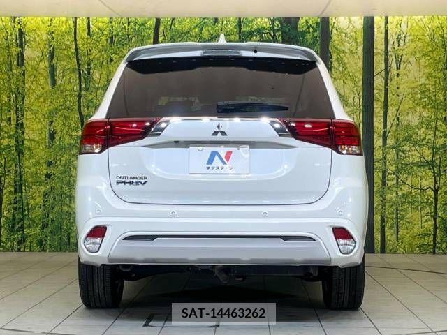 Mitsubishi OUTLANDER PHEV 2018-11 381805-15