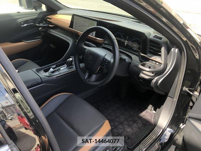 Toyota CROWN 2023-07 349832-1