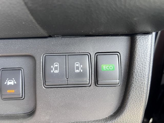 Nissan SERENA 2016-06 188641-9