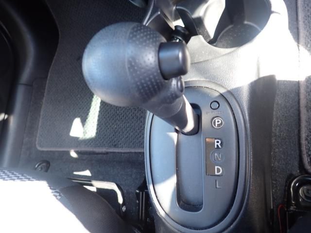 Nissan MARCH 2018-11 183763-16
