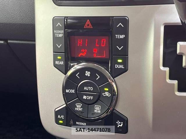 Toyota VOXY 2011-07 344804-7