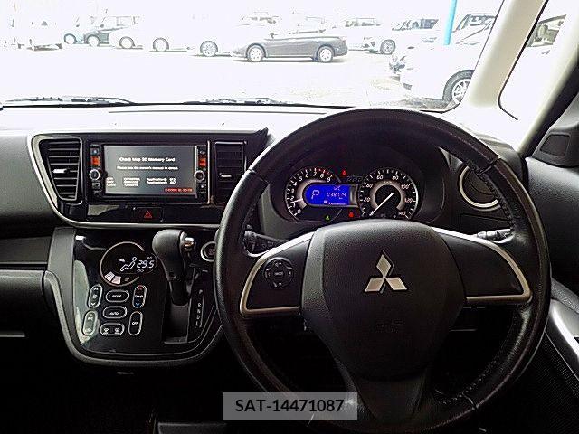 Mitsubishi EK SPACE 2014-04 300675-1