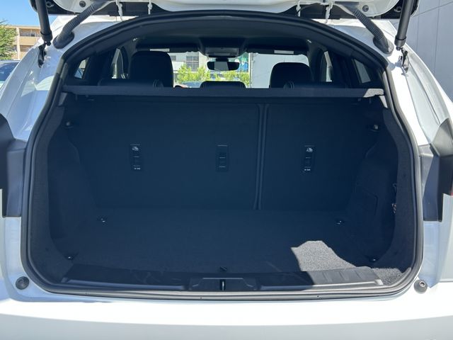 Jaguar E-PACE 2021-03 10176-11