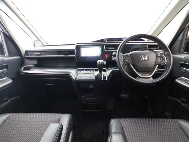 Honda e 2015-07 7870-2