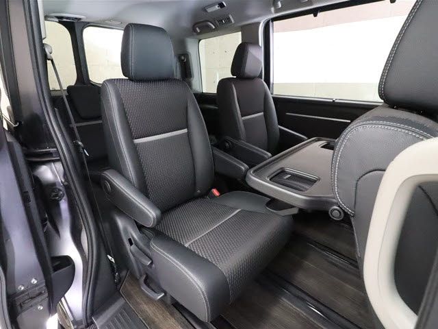 Honda e 2015-07 7870-4