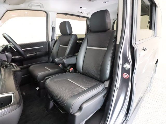 Honda e 2015-07 7870-5