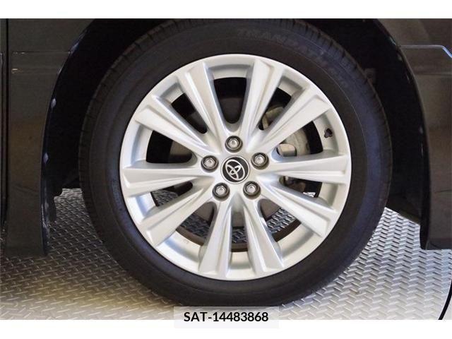 Toyota VELLFIRE 2017-04 209643-9