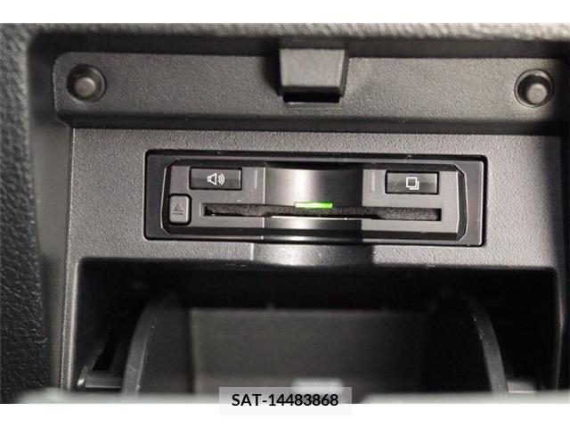 Toyota VELLFIRE 2017-04 209643-6