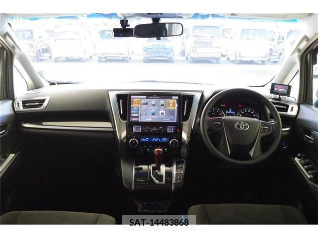 Toyota VELLFIRE 2017-04 209643-1