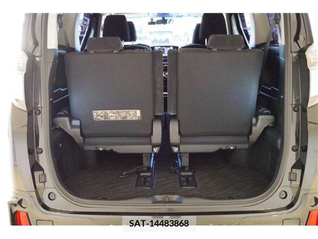 Toyota VELLFIRE 2017-04 209643-16