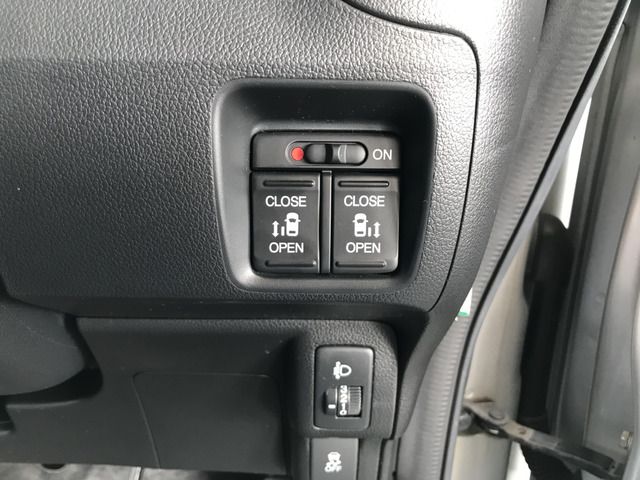 Honda N BOX 2013-11 7358-19