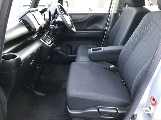 Honda N BOX 2013-11 7358-9