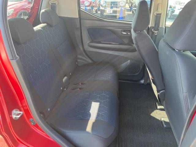 Mitsubishi EK X 2020-05 18422-9