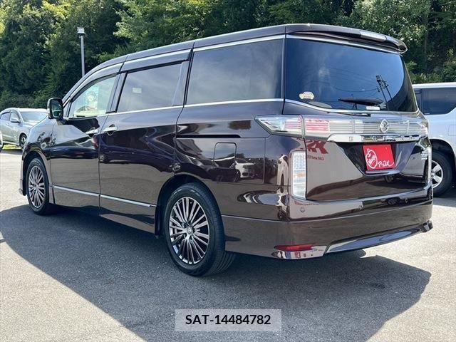 Nissan ELGRAND 2019-05 346089-19