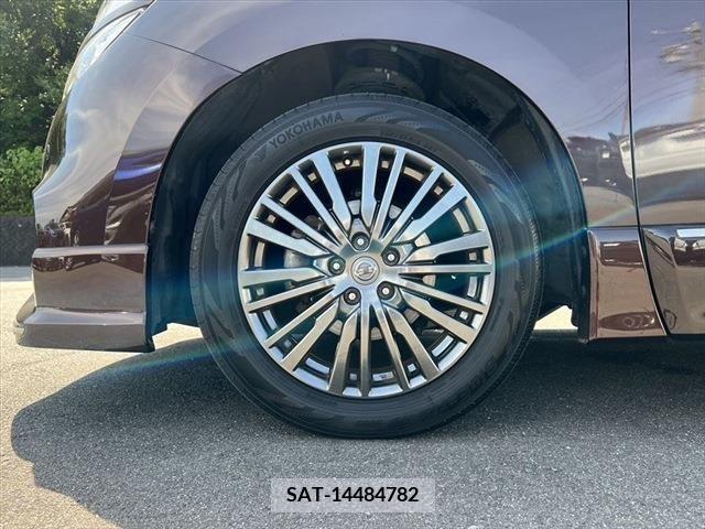 Nissan ELGRAND 2019-05 346089-29