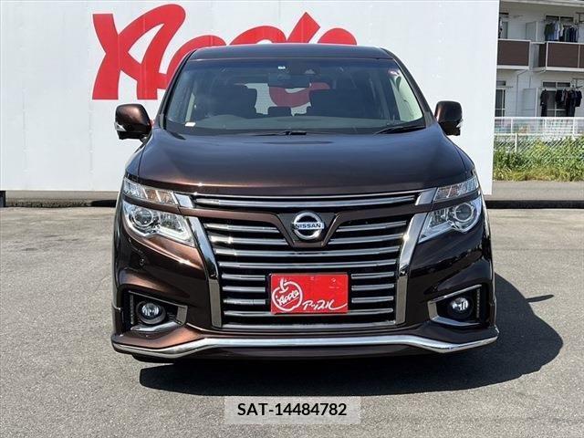 Nissan ELGRAND 2019-05 346089-14