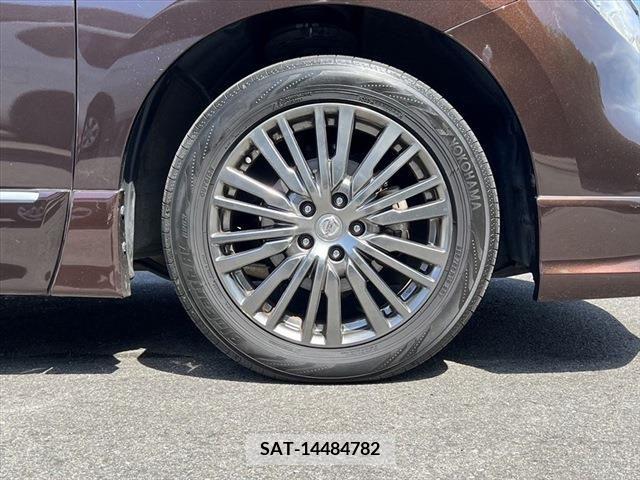 Nissan ELGRAND 2019-05 346089-13