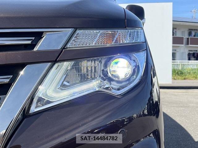 Nissan ELGRAND 2019-05 346089-11