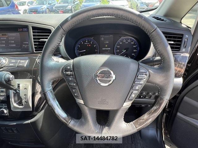 Nissan ELGRAND 2019-05 346089-10