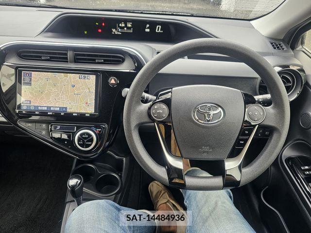 Toyota AQUA 2019-11 261105-2