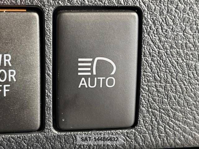 Toyota VELLFIRE 2018-12 369790-6