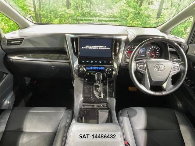 Toyota VELLFIRE 2018-12 369790-1