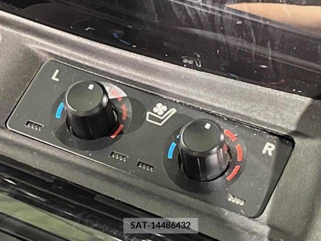 Toyota VELLFIRE 2018-12 369790-5