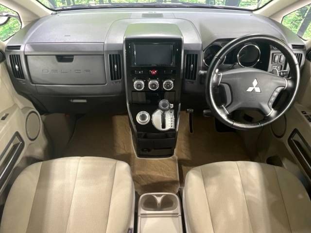 Mitsubishi DELICA D5 2016-04 194653-1