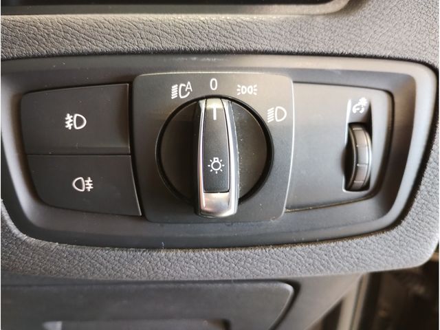 Bmw X1 2018-06 18612-22