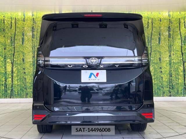 Toyota VOXY 2022-03 332957-15