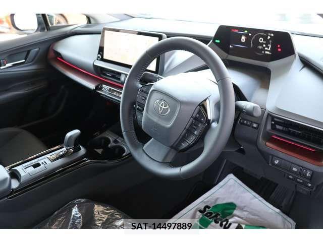 Toyota PRIUS 2024-01 366498-12