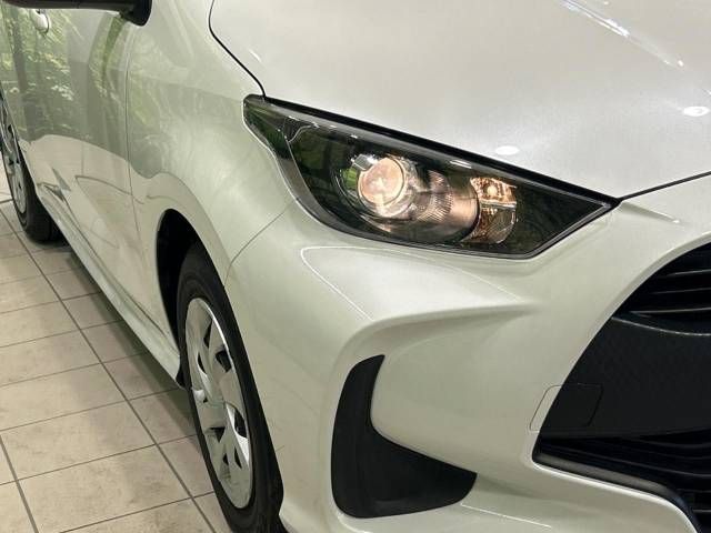 Toyota YARIS 2023-04 189283-12
