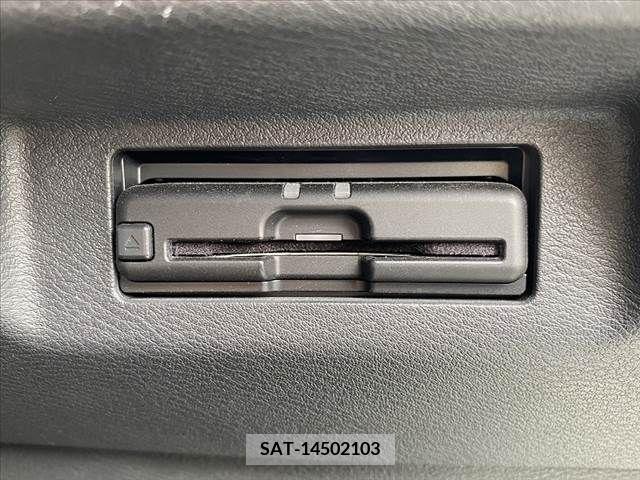 Nissan KICKS 2020-11 380401-23
