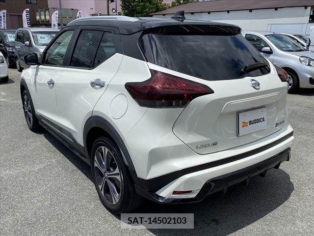 Nissan KICKS 2020-11 380401-14
