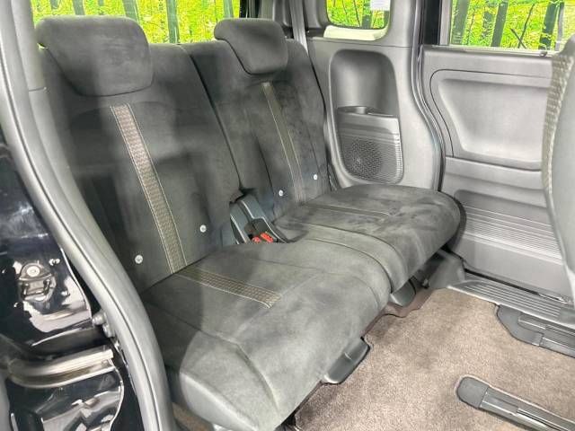 Honda N BOX CUSTOM 2018-05 19701-8