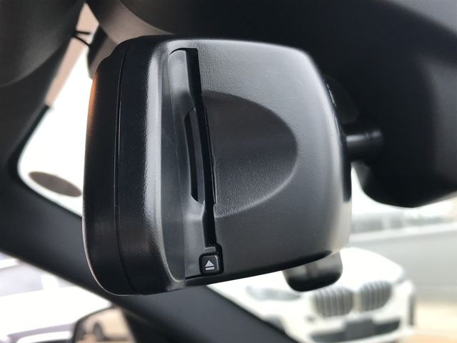 Bmw 1 SERIES 2018-05 11004-20