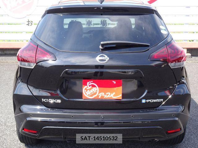 Nissan KICKS 2020-12 274103-3