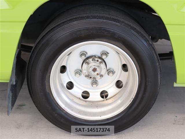 Toyota COASTER 2018-07 320347-5