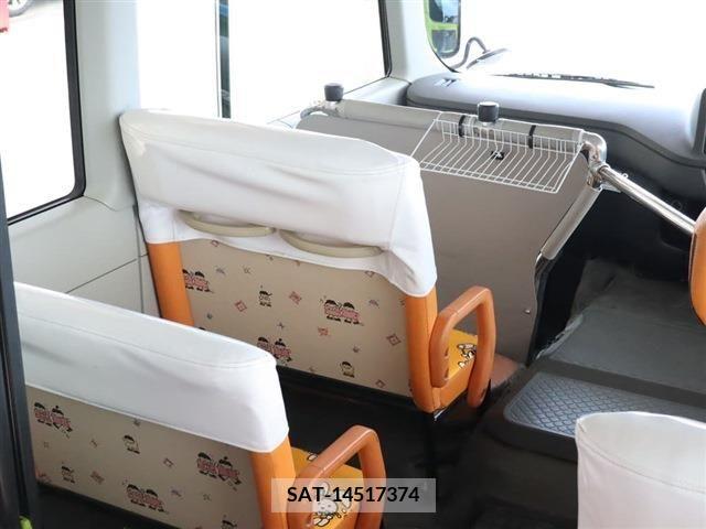 Toyota COASTER 2018-07 320347-11