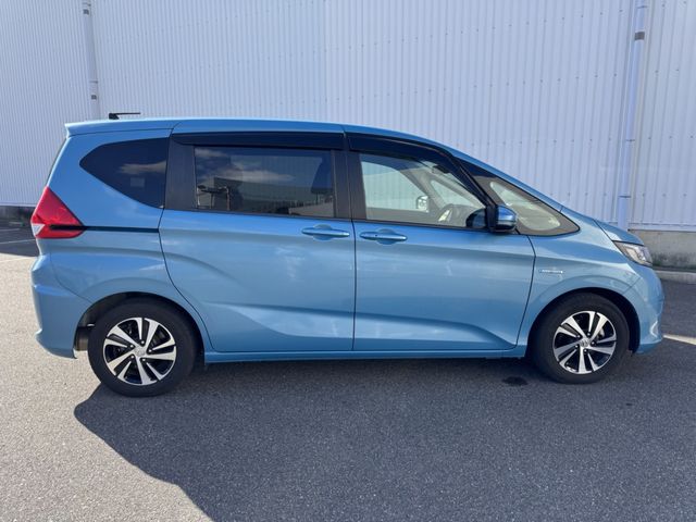 Honda FREED HYBRID 2017-09 195523-7