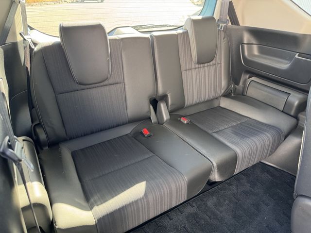 Honda FREED HYBRID 2017-09 195523-24