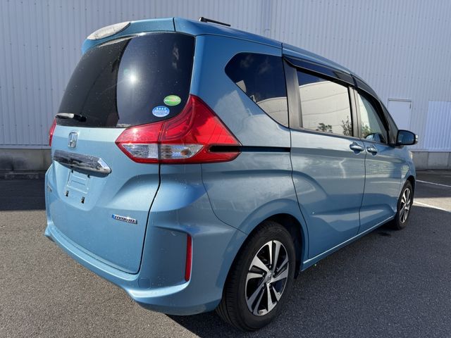 Honda FREED HYBRID 2017-09 195523-6
