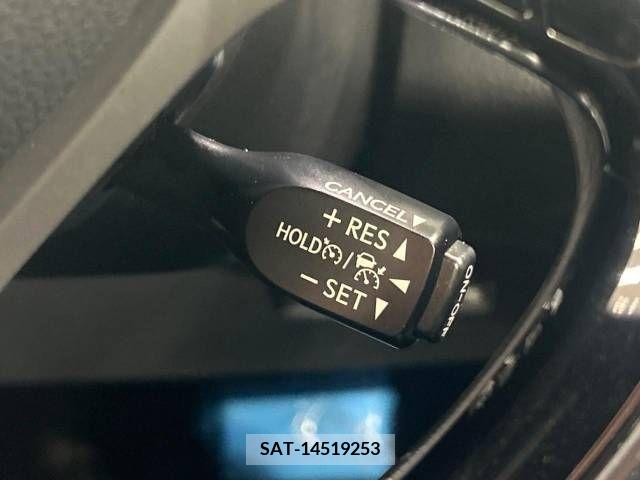 Toyota C-HR 2017-06 357760-5