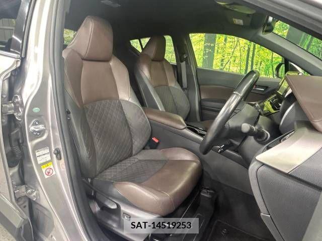 Toyota C-HR 2017-06 357760-9