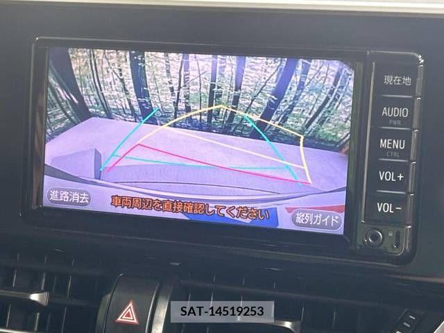 Toyota C-HR 2017-06 357760-3