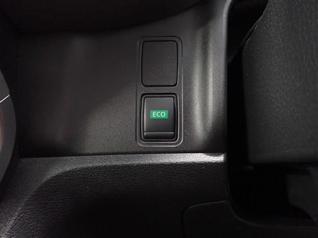 Nissan SERENA 2021-05 184158-21