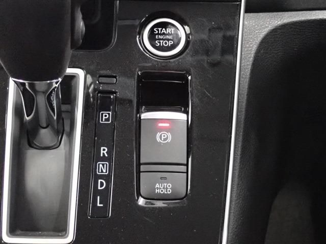 Nissan SERENA 2021-05 184158-17